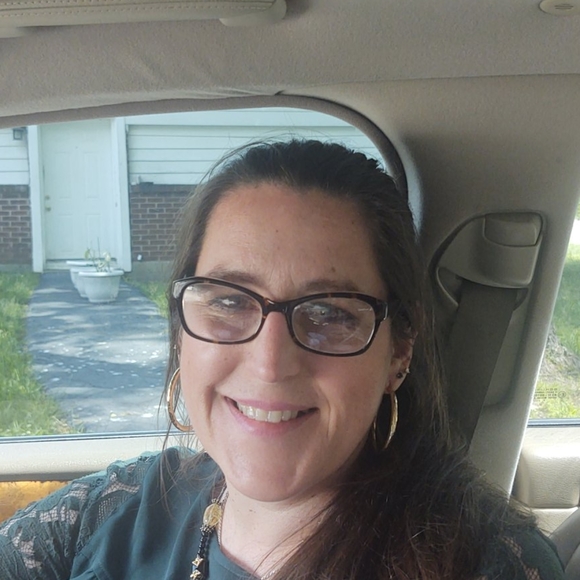 Meet your Posher, Happy - Picture 1 of 4